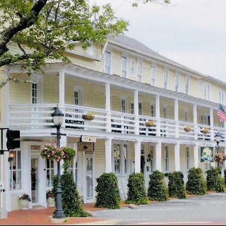 Highlands Inn エクステリア 写真