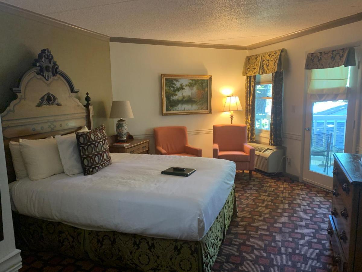 Highlands Inn エクステリア 写真