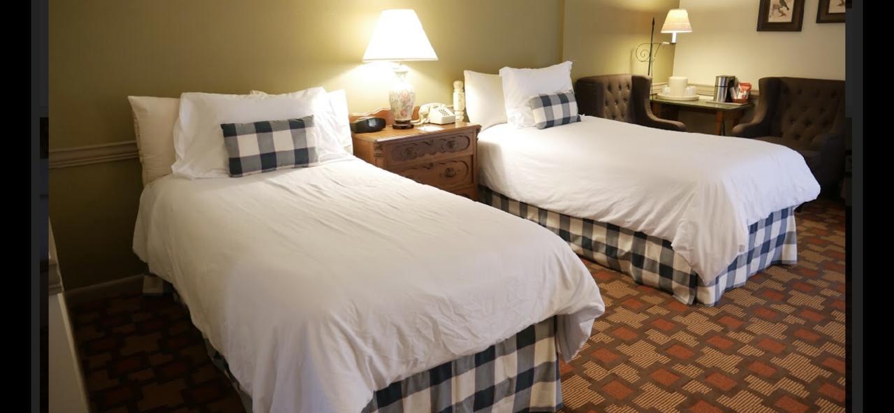 Highlands Inn エクステリア 写真